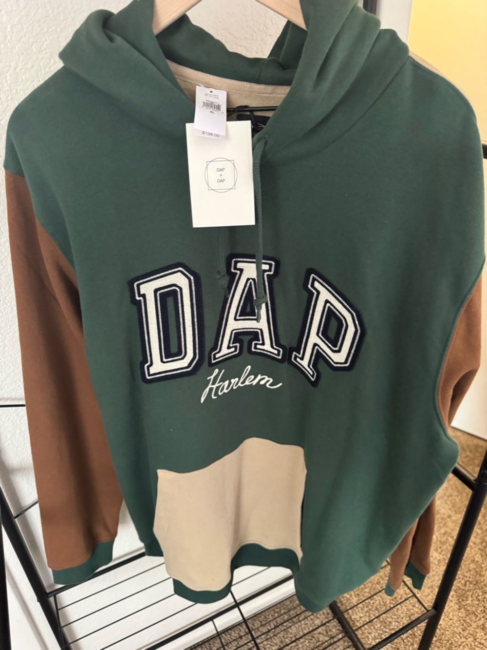 GAP green, brown & cream crewneck sweater